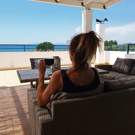 Nautilus House Aparthotel